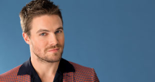 Stephen-Amell-2015